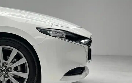 Mazda 3, 2021 год, 1 350 000 рублей, 13 фотография