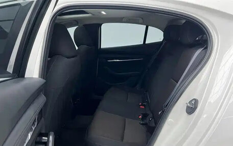 Mazda 3, 2021 год, 1 350 000 рублей, 14 фотография