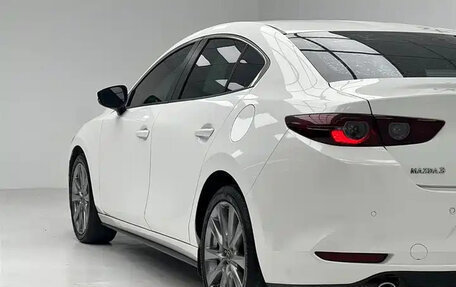 Mazda 3, 2021 год, 1 350 000 рублей, 18 фотография