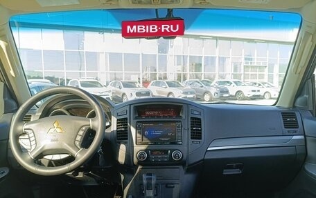 Mitsubishi Pajero IV, 2014 год, 2 468 000 рублей, 7 фотография
