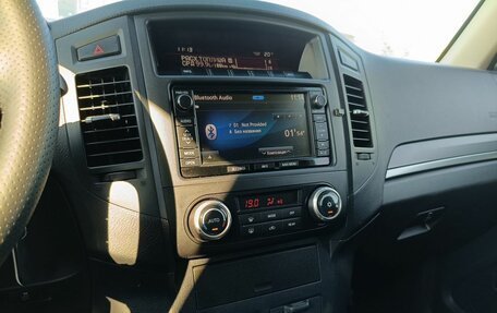 Mitsubishi Pajero IV, 2014 год, 2 468 000 рублей, 11 фотография