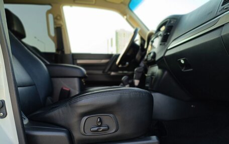 Mitsubishi Pajero IV, 2014 год, 2 468 000 рублей, 13 фотография