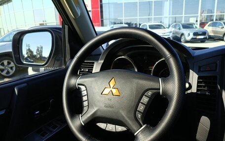 Mitsubishi Pajero IV, 2014 год, 2 468 000 рублей, 9 фотография