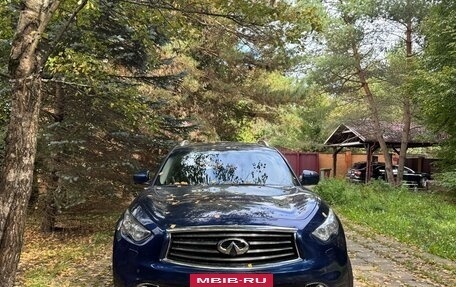 Infiniti FX II, 2013 год, 3 000 000 рублей, 4 фотография