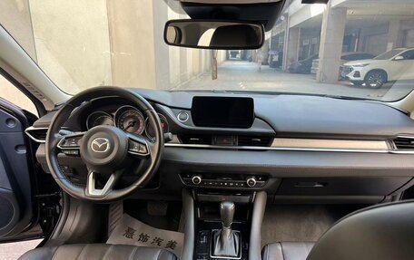 Mazda 6, 2022 год, 1 700 000 рублей, 5 фотография