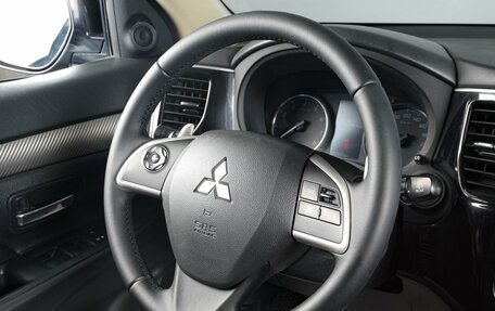 Mitsubishi Outlander III рестайлинг 3, 2012 год, 1 259 000 рублей, 11 фотография