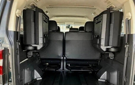 Mitsubishi Delica D:5 I, 2018 год, 1 725 000 рублей, 16 фотография