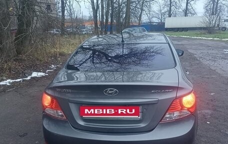 Hyundai Solaris II рестайлинг, 2012 год, 650 000 рублей, 3 фотография