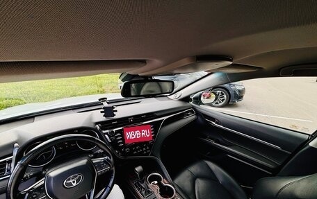 Toyota Camry, 2020 год, 2 500 000 рублей, 12 фотография