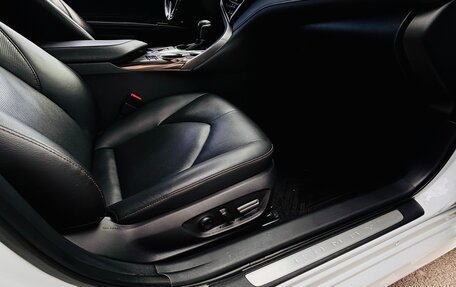 Toyota Camry, 2020 год, 2 500 000 рублей, 17 фотография