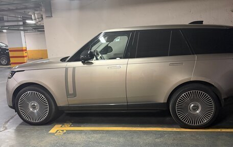 Land Rover Range Rover IV рестайлинг, 2022 год, 16 500 000 рублей, 3 фотография