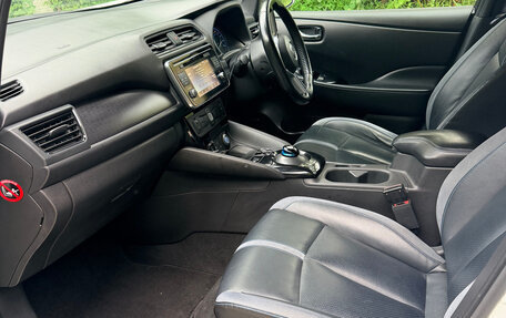 Nissan Leaf II, 2019 год, 1 999 999 рублей, 10 фотография