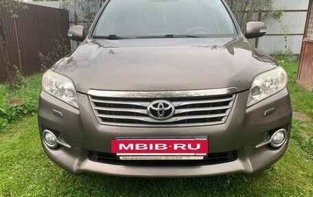 Toyota RAV4, 2012 год, 1 720 000 рублей, 2 фотография