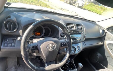 Toyota RAV4, 2011 год, 1 500 000 рублей, 12 фотография