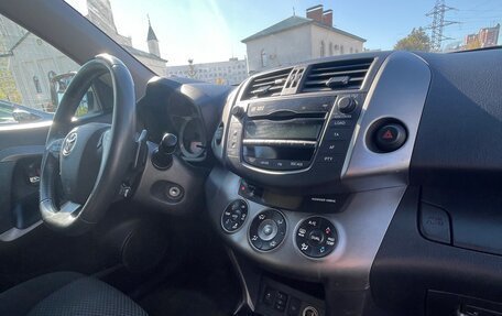 Toyota RAV4, 2011 год, 1 500 000 рублей, 16 фотография