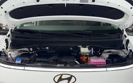 Hyundai Staria, 2024 год, 5 550 000 рублей, 10 фотография
