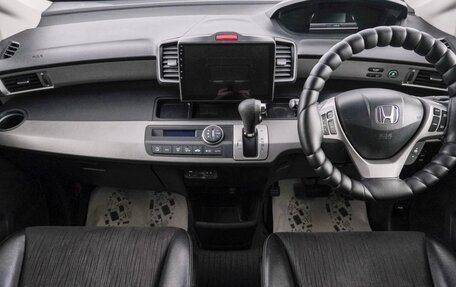 Honda Freed I, 2014 год, 1 089 000 рублей, 11 фотография