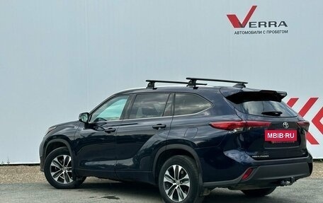 Toyota Highlander, 2020 год, 4 050 000 рублей, 4 фотография