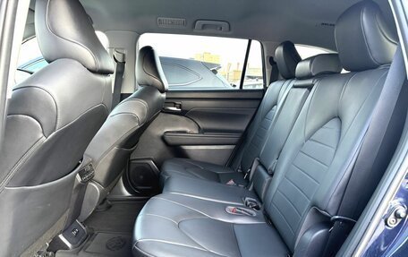 Toyota Highlander, 2020 год, 4 050 000 рублей, 16 фотография