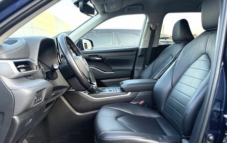 Toyota Highlander, 2020 год, 4 050 000 рублей, 15 фотография