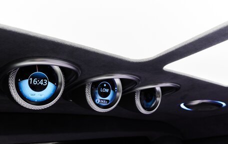 Mercedes-Benz V-Класс, 2026 год, 35 880 000 рублей, 17 фотография