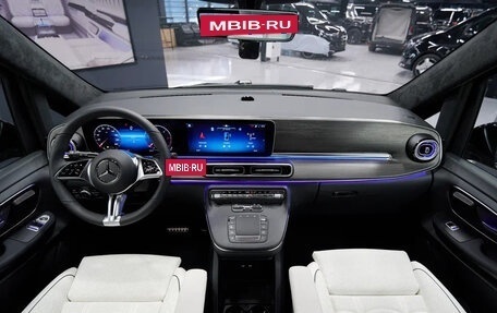 Mercedes-Benz V-Класс, 2026 год, 35 880 000 рублей, 11 фотография