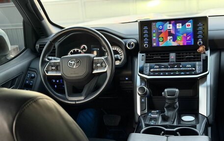 Toyota Land Cruiser, 2022 год, 8 990 000 рублей, 18 фотография