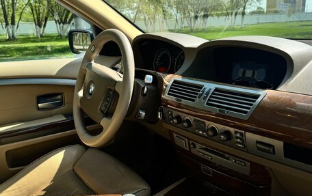 BMW 7 серия, 2005 год, 1 150 000 рублей, 15 фотография