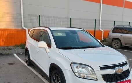 Chevrolet Orlando I, 2012 год, 945 000 рублей, 3 фотография