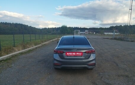 Hyundai Solaris II рестайлинг, 2019 год, 1 350 000 рублей, 5 фотография