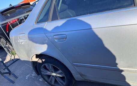 Audi A4, 2006 год, 583 000 рублей, 25 фотография