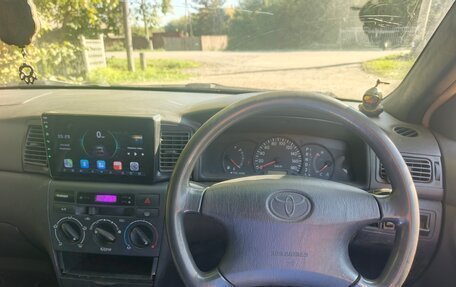 Toyota Corolla, 2001 год, 380 000 рублей, 4 фотография