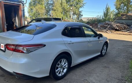 Toyota Camry, 2020 год, 2 800 000 рублей, 8 фотография