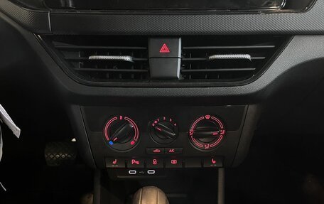 Volkswagen Polo VI (EU Market), 2021 год, 1 600 000 рублей, 15 фотография