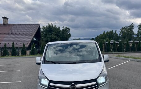 Opel Vivaro B, 2018 год, 2 150 000 рублей, 7 фотография