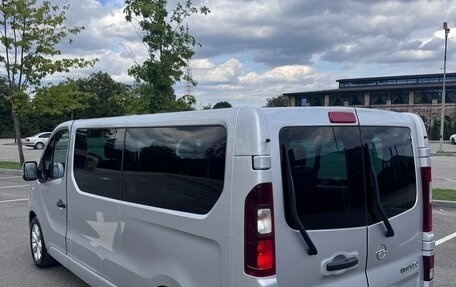 Opel Vivaro B, 2018 год, 2 150 000 рублей, 6 фотография