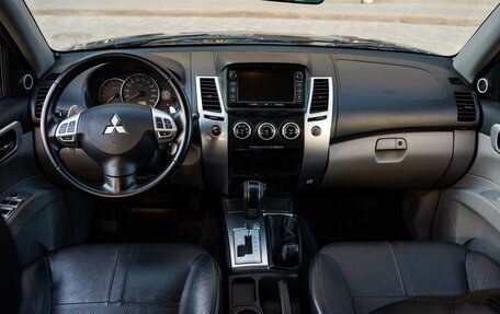 Mitsubishi Pajero Sport II рестайлинг, 2013 год, 1 649 000 рублей, 10 фотография