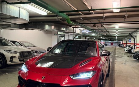 Lamborghini Urus I, 2024 год, 32 000 000 рублей, 3 фотография