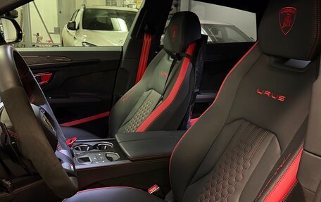 Lamborghini Urus I, 2024 год, 32 000 000 рублей, 12 фотография