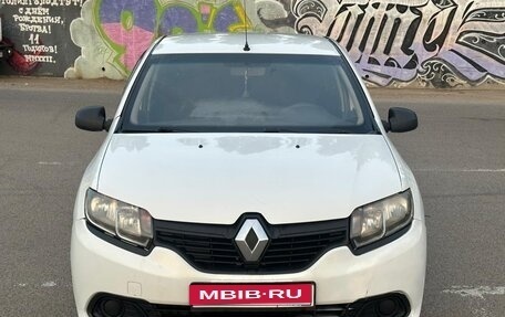 Renault Logan II, 2015 год, 370 000 рублей, 1 фотография
