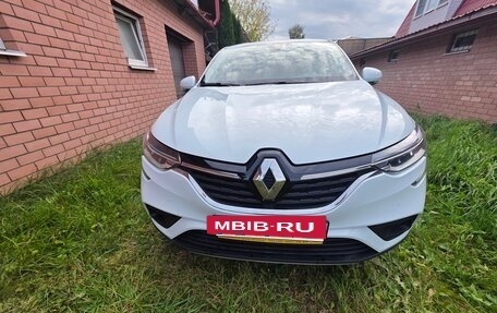 Renault Arkana I, 2021 год, 2 200 000 рублей, 9 фотография