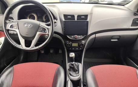 Hyundai Solaris II рестайлинг, 2011 год, 670 000 рублей, 10 фотография