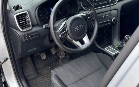 KIA Sportage IV рестайлинг, 2019 год, 1 750 000 рублей, 6 фотография