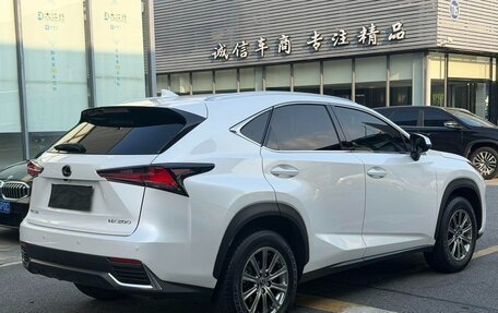Lexus NX I, 2020 год, 2 830 000 рублей, 4 фотография