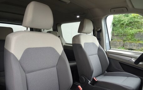 Volkswagen Multivan, 2023 год, 4 550 000 рублей, 17 фотография