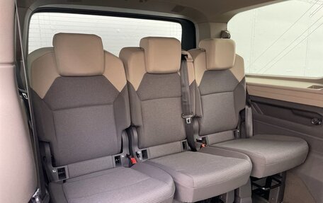 Volkswagen Multivan, 2023 год, 4 550 000 рублей, 18 фотография
