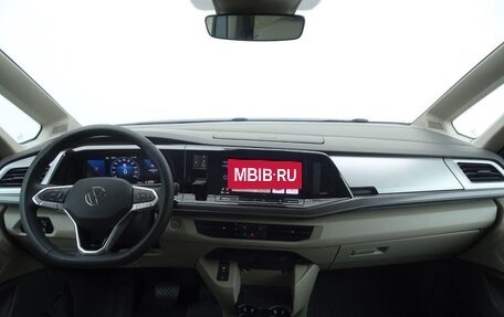 Volkswagen Multivan, 2023 год, 4 550 000 рублей, 7 фотография