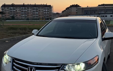 Honda Accord VIII рестайлинг, 2010 год, 1 299 000 рублей, 11 фотография
