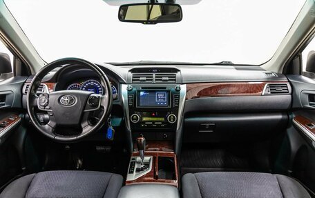 Toyota Camry, 2013 год, 1 398 000 рублей, 14 фотография