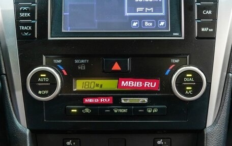 Toyota Camry, 2013 год, 1 398 000 рублей, 24 фотография